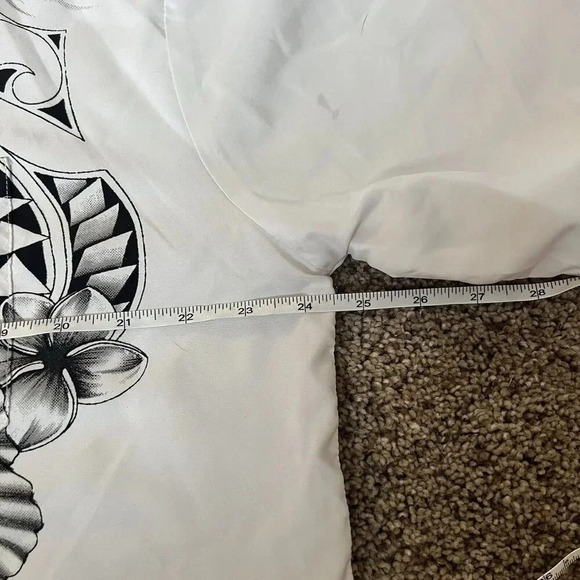 Makani Hawaii Shirt Mens Large White B&W Floral Microfiber Hawaiian Aloha Tribal - Picture 3 of 9